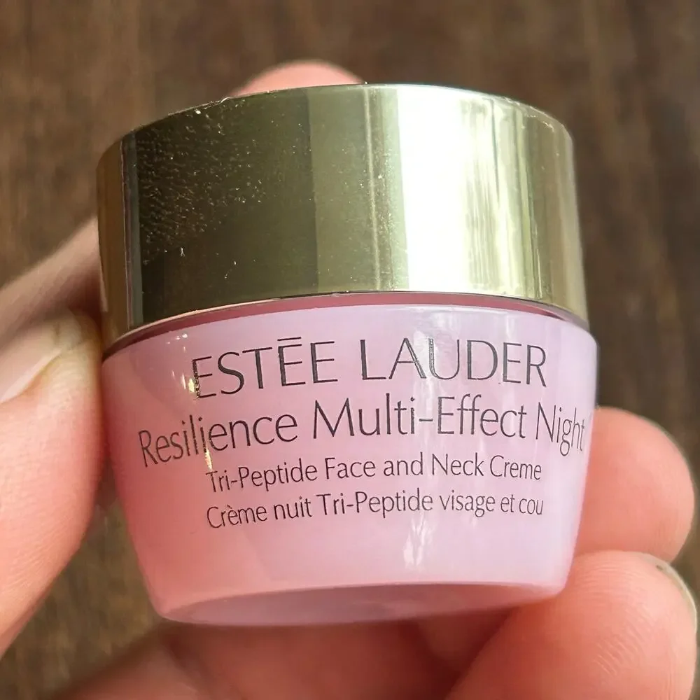 4 Estée Lauder samples Resilience Multi-Effect &  lift revitalizing supreme